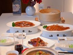 琉璃一品酥烤鸭-荣里烤鸭