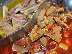 -大众跷脚牛肉馆·非遗传承单位(峨眉山店)