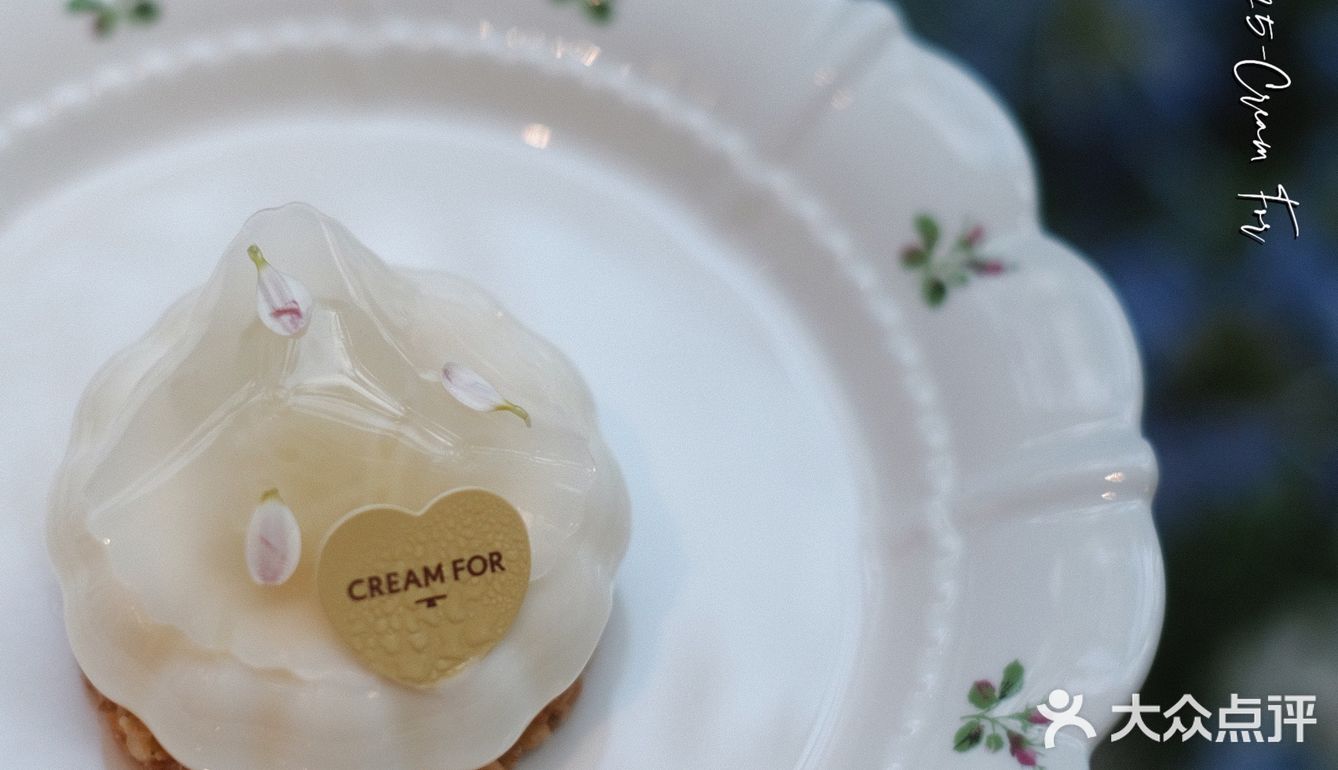 新的童話花園小木屋甜品店｜吃到漂亮的法甜