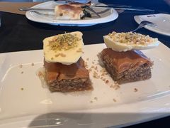 巴克拉瓦4块-Efes Turkish & Mediterranean Cuisine 艾菲斯餐厅(陆家嘴店)
