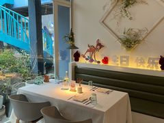 -春树下·树屋花房西餐厅(罍街AS1980店)