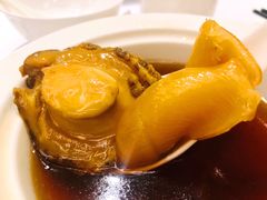 黑蒜花胶炖鲜鲍-北京厨房(SKP店)