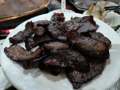 油淋干巴-朝伟清真铜瓢牛肉馆(三十年老·店)