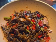 -八府香鸭·啫啫煲(华山路店)