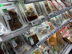 -盒马鲜生(红莲店)