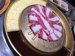 -猪啊牛呀羊啊铜盘烤肉(正大广场店)