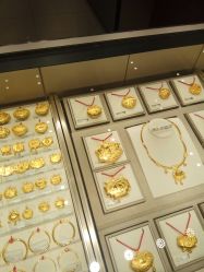 -周大福(劝业场店)