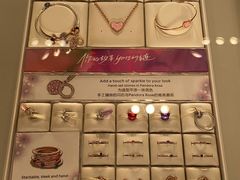 -Pandora潘多拉珠宝(宝山万达广场店)