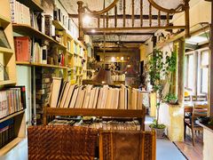 -斯多格书乡(北京大学畅春园店)