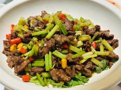 -楚山晓·湖北菜(武汉光谷K11店)