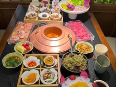 -菌自由丨野生菌火锅特色庭院餐厅(丽江古城店)