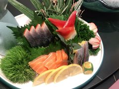 -鼎泰亨·海鲜牛肉餐厅(滨江店)
