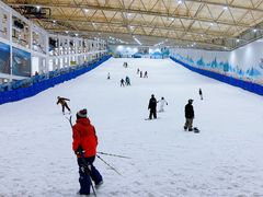 -乔波室内滑雪场