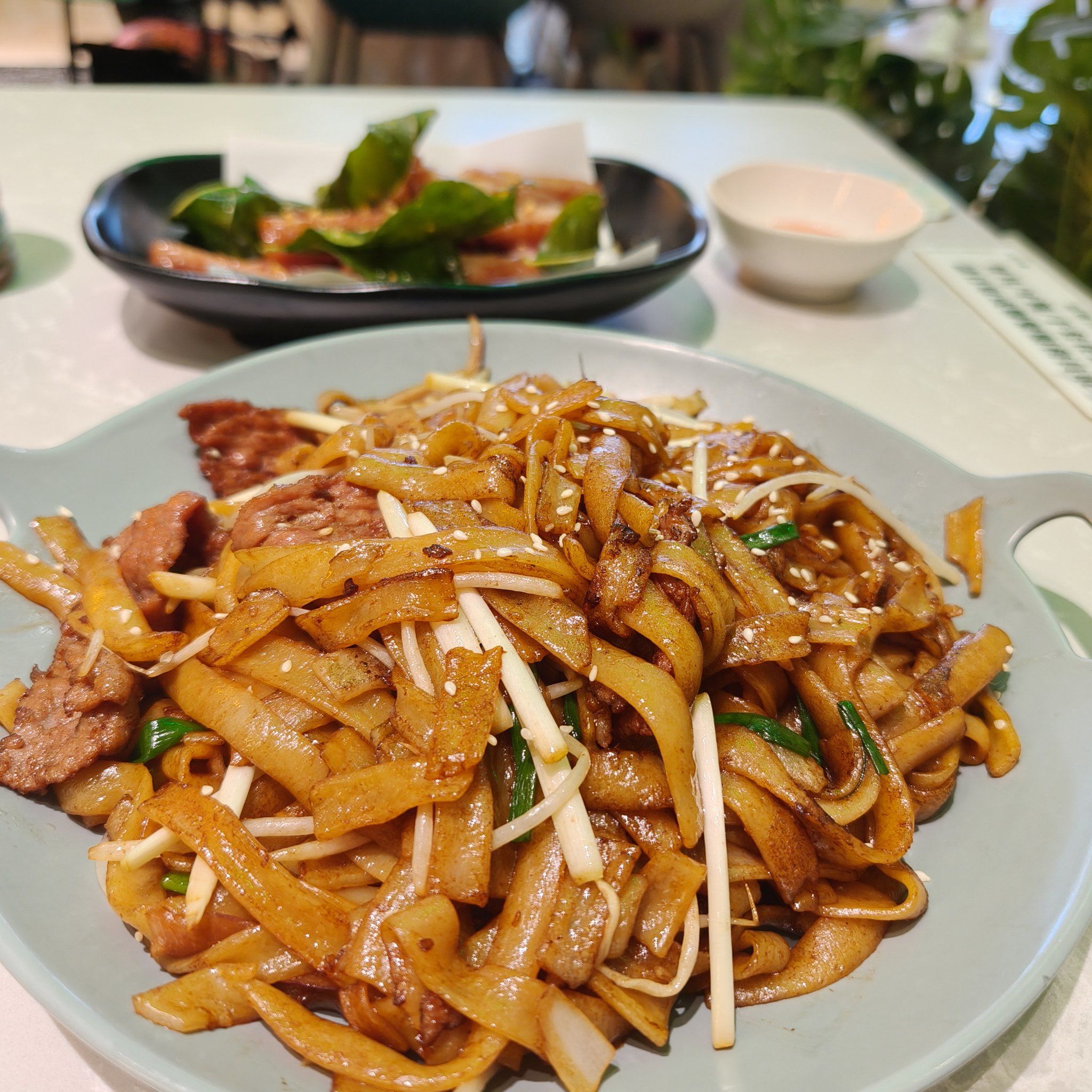 招牌的干炒牛河非常不错,给了蛮多牛肉的