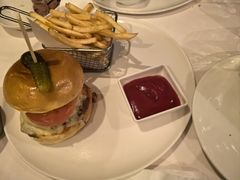 -WOLFGANG PUCK KITCHEN & BAR(迪士尼小镇店)