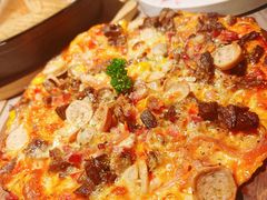 全家福披萨-德斯堡德国餐吧(锦华万达店)