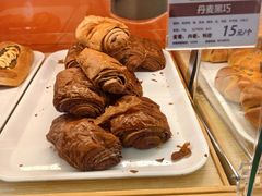 -新侨三宝乐面包店(崇文门店)