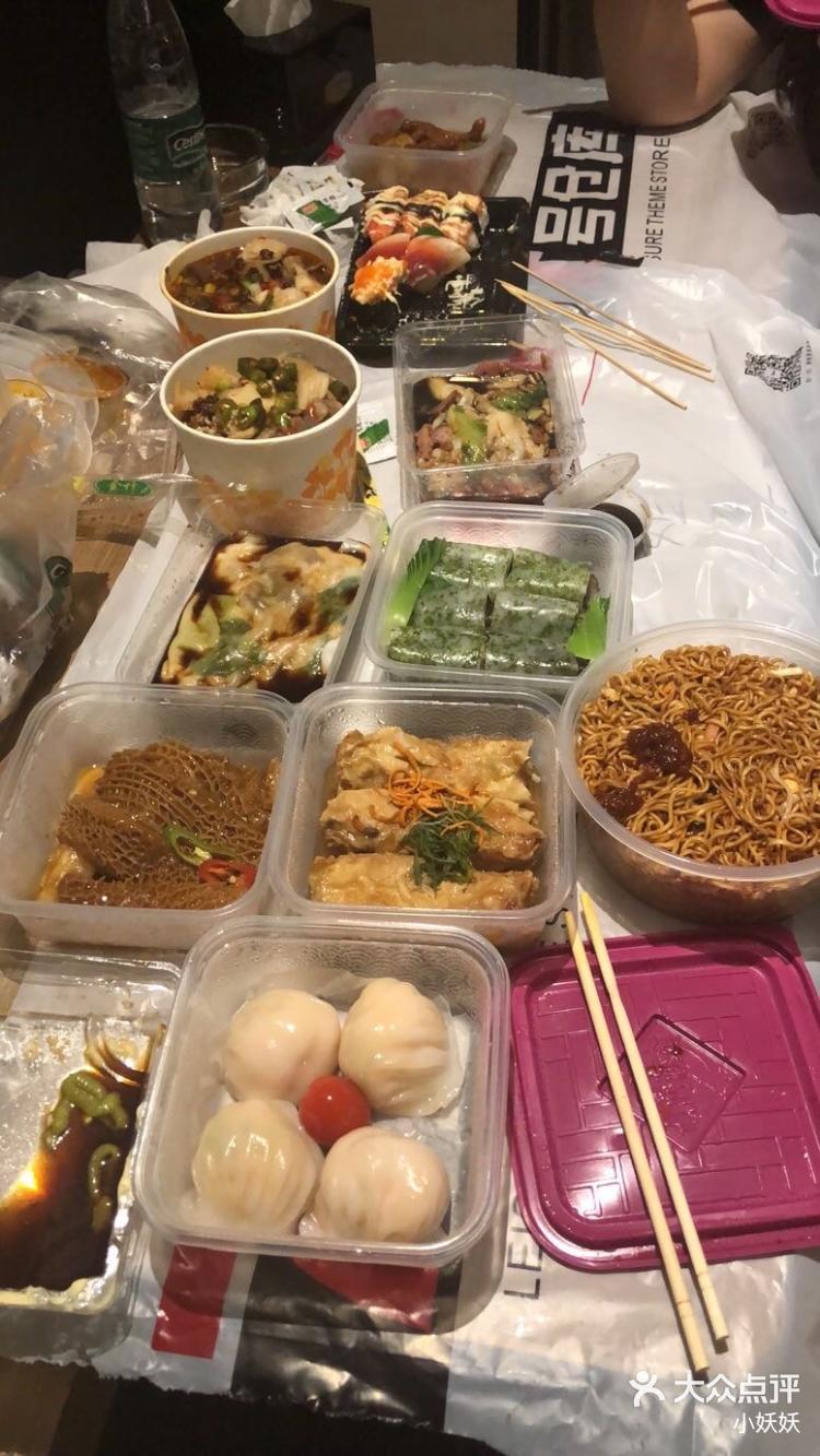 小妖妖2019年10月31日关注来吃了三天他们记得外卖,「金牌虾饺皇」