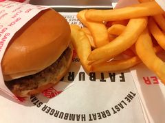 -FATBURGER 特富客汉堡(外交公寓店)