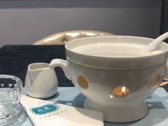 -燕庭·纯燕窝·甜品下午茶(南京西路店)