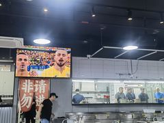 -明本湛江鸡•海鲜小厨(陈家祠店)