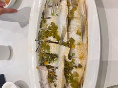 -万龙洲海鲜(大兴绿地缤纷城店)