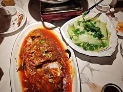 -小凤庭·地道湖北菜武昌鱼·藕汤(38年黄鹤楼店)