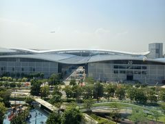 -深圳国际会展中心希尔顿酒店(前海华发冰雪世界店)