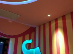 -米乐星世界KTV