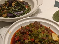-海派美食·家宴海鲜青岛菜·石锅鲽鱼头(东方城店)
