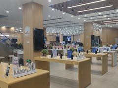 -瑞幸咖啡(中国移动斜西街店)
