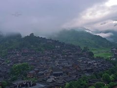 -爱我旅拍婚纱摄影(大理店)