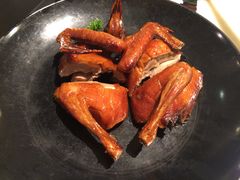 红烧乳鸽-汤城小厨(西直门凯德MALL店)