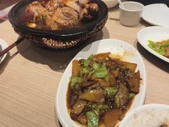 -六泰居·尔滨地标·东北菜(黄河路店)