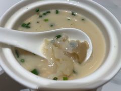 特色鲨鱼煲-至尊鲨鱼·原烹海鲜·新浙菜(拱宸桥店)