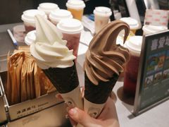 -喜茶(上海打浦桥日月光gelato lab+店)