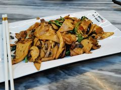 炒饵块-蔼若春.传承三十年云南菜(金碧公园店)