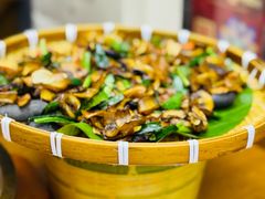 -云海肴·汽锅鸡·云南菜(天山百盛优客店)