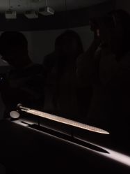 -萱娅美颜美体中心