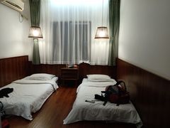 -拖板鞋咖啡旅行酒店(春熙路地铁站店)