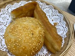 -弄堂咪道-饭香·面香·馄饨香(汇锦广场店)