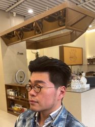 -MARTIN'S BARBER SHOP男士理发馆