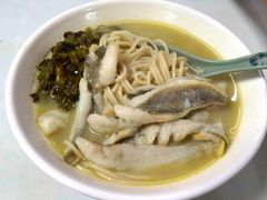 招牌黄鱼面-明呈黄鱼面馆(斜土路店)
