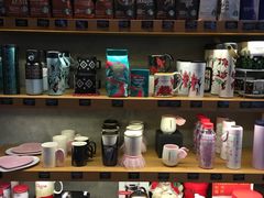 零售区-星巴克臻选(福州仓山万达店)
