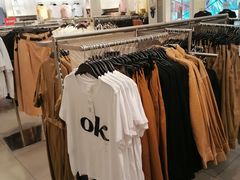 -H&M(华润万象城店)