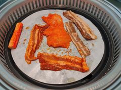 -绿岛港轩海鲜烤肉涮锅自助餐厅