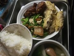 -舒月母婴月嫂育儿嫂(静安店)