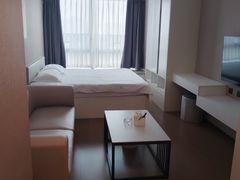 -鼎点时光酒店公寓(深圳大运中心体育馆店)