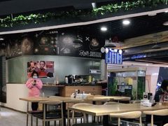 大堂-吴草鸡爪오초닭발韩食堂(融恒盈嘉中心店)