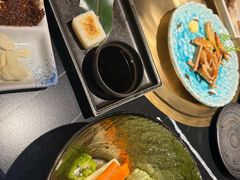 -山川小町·极番烧肉(新地假日广场店)